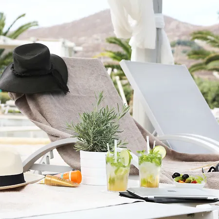 Angels - Prime Concept Villa Naousa (Paros)